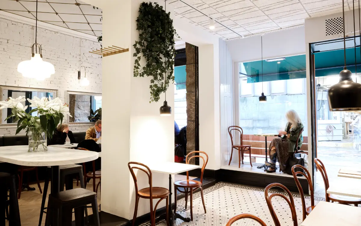 Coffee_Room_5