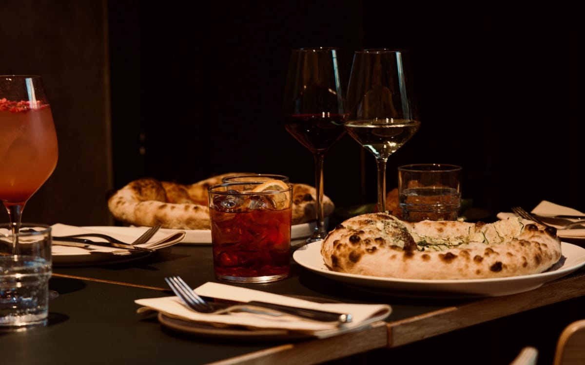 D9435A2C-F409-46C7-BB58-0190A3442F6C_1_201_a