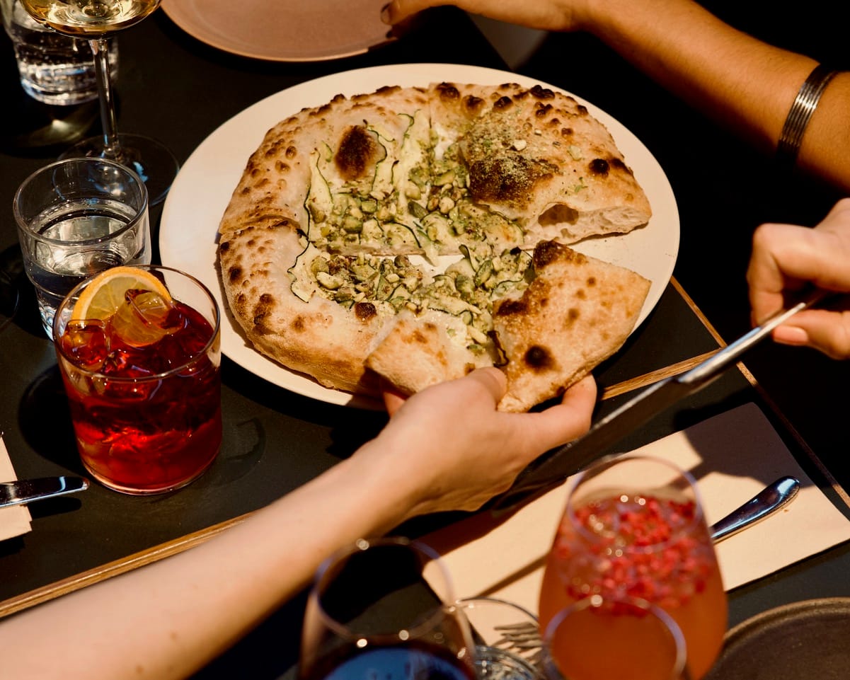 E80F1126-D796-4B98-9EC9-A83F7F0BCC32_1_201_a