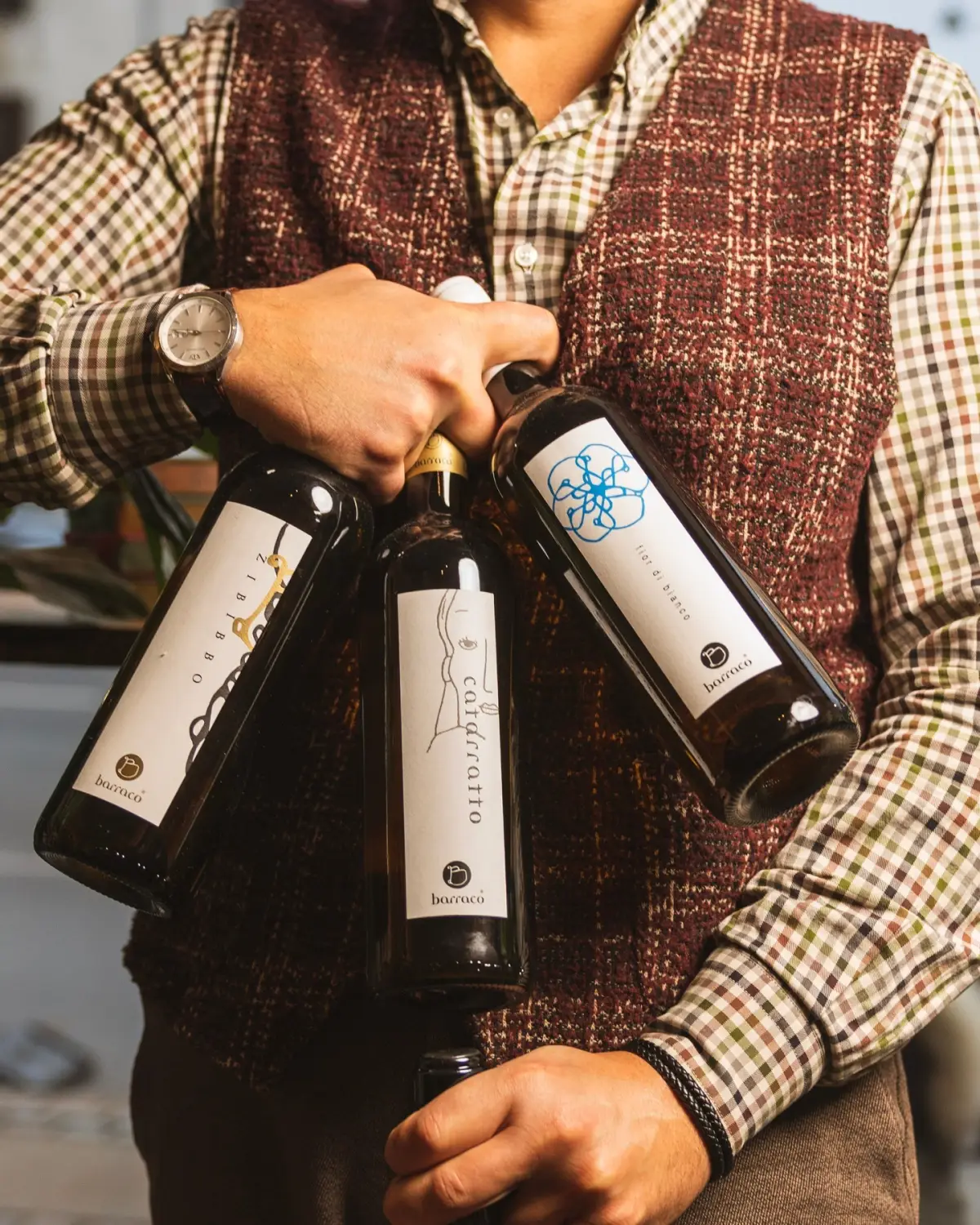 Nino Barraco started his project in 2004, taking over his family’s vineyards. From the outset, h Nino Barraco started his project in 2004, taking over his family’s vineyards. From the outset, h
